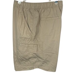 Magellan Outdoors Tan Casual Cargo Shorts Men’s Large